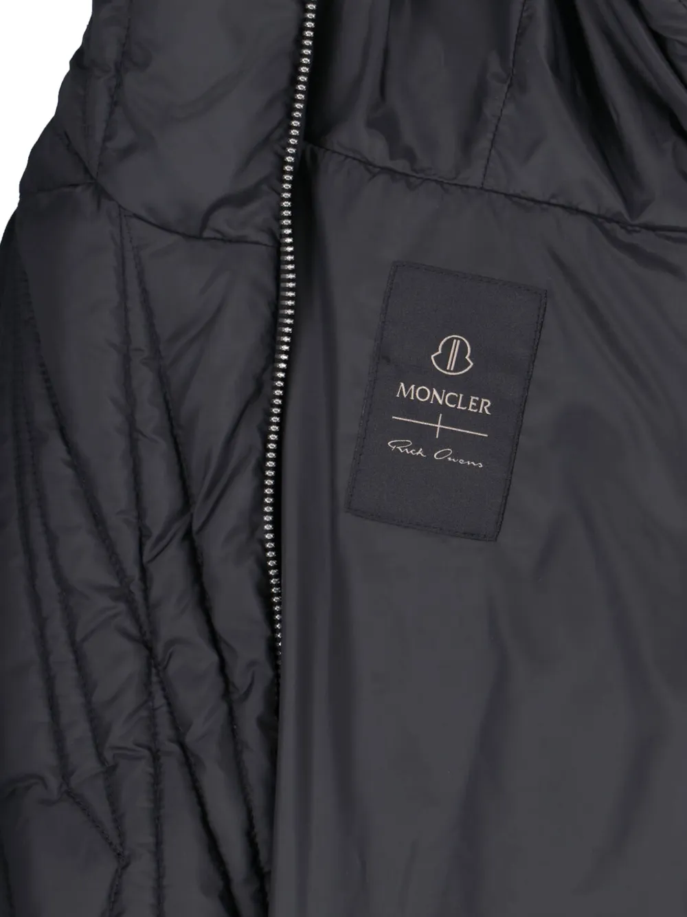 Moncler x Rick Owens gewatteerde bodywarmer met capuchon Zwart