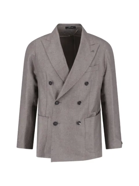 Tagliatore blazer con doble botonadura