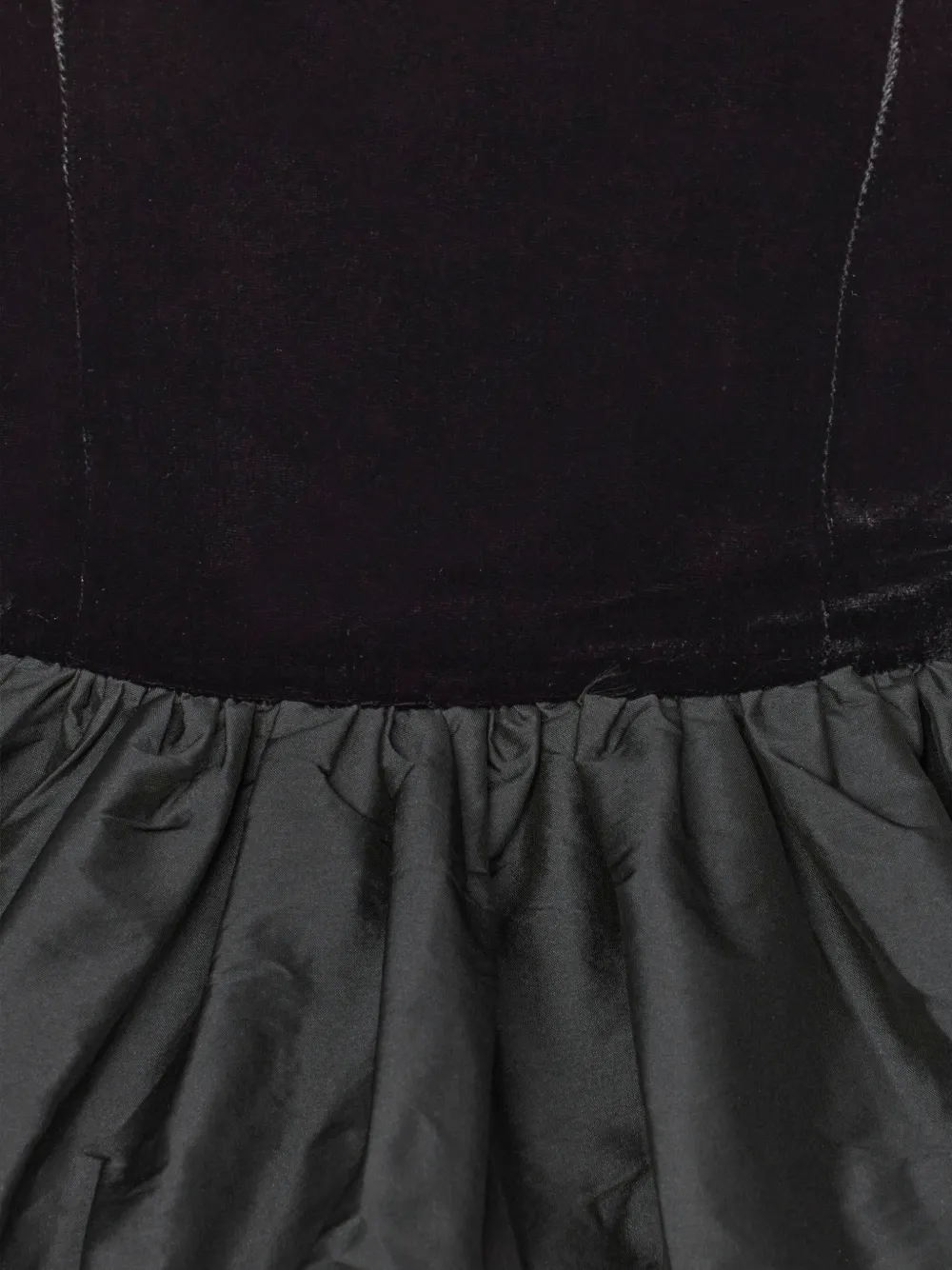 ROTATE BIRGER CHRISTENSEN Zijden fluwelen bubbelblouse Zwart