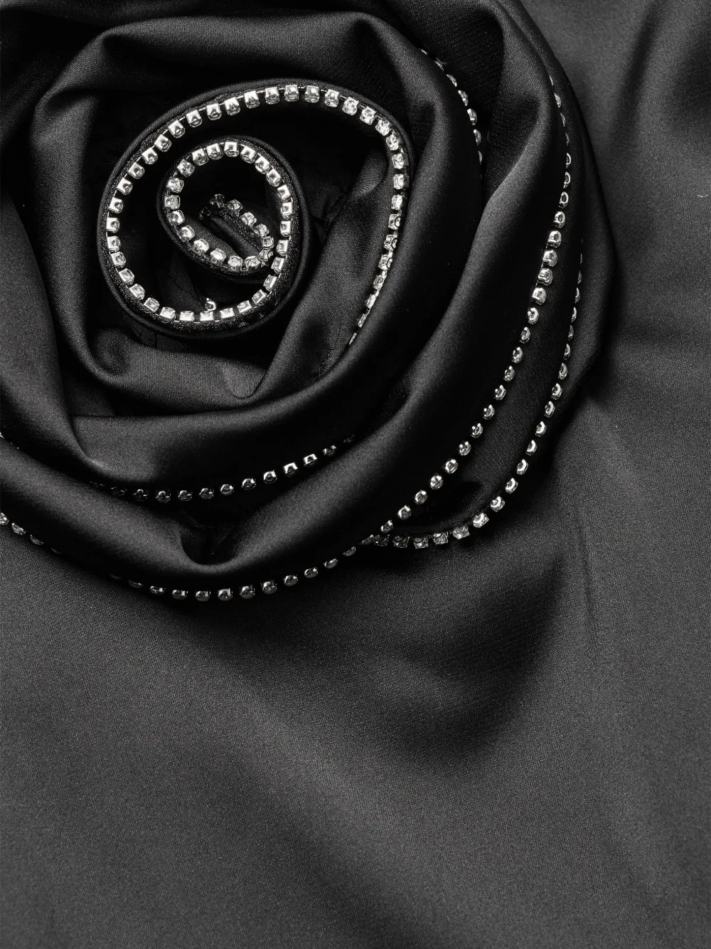 ROTATE BIRGER CHRISTENSEN Midi-rok met roospatch Zwart