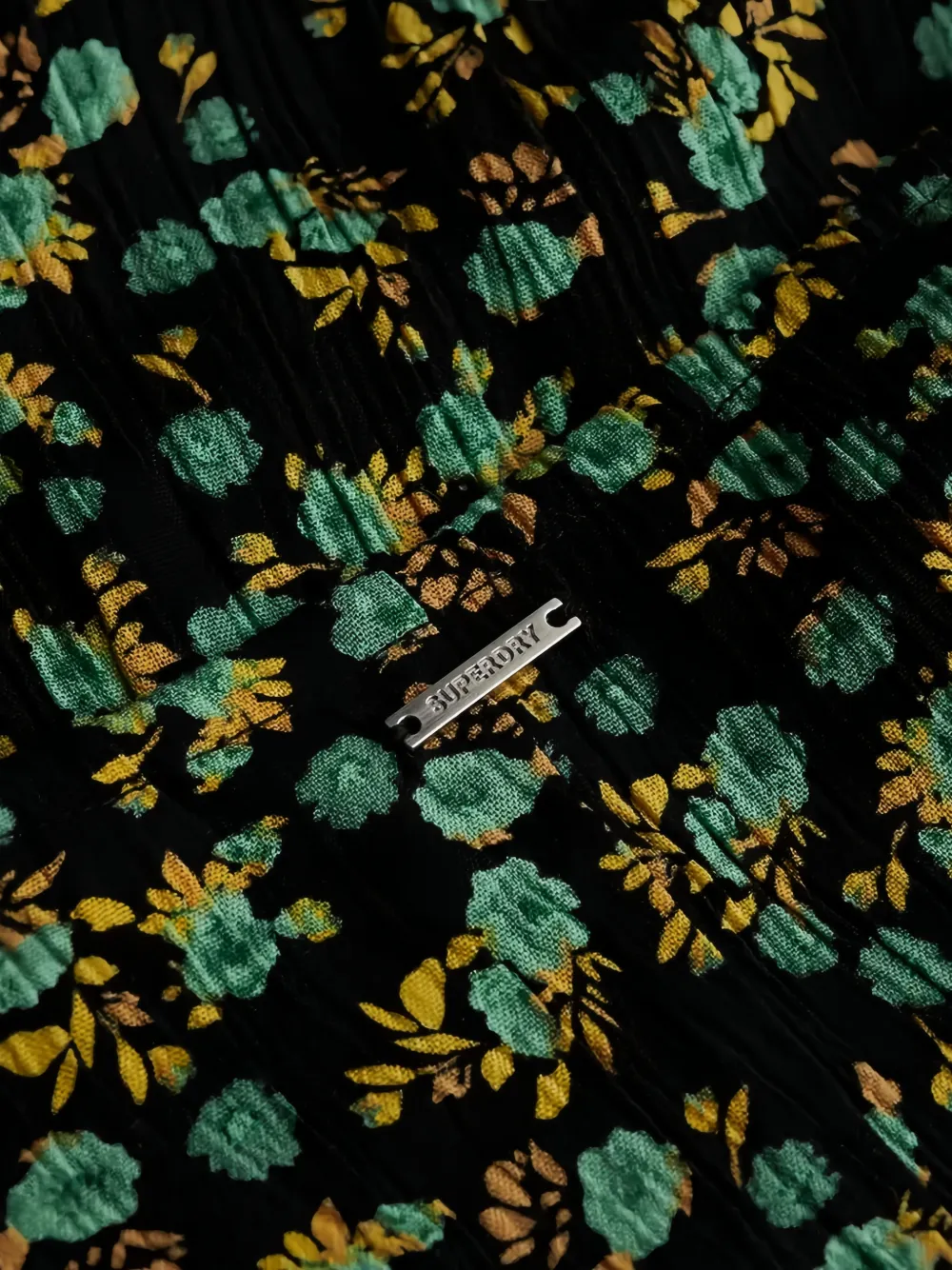 Superdry Mini-wikkeljurk met bloemen-print Zwart