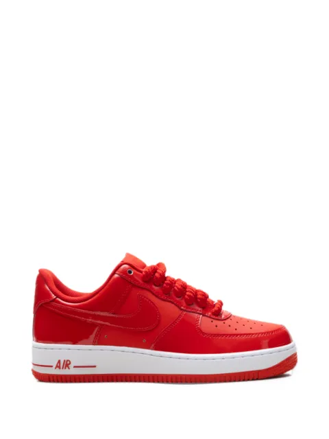 Nike 에어 포스 1 로우 07 LV8 스니커즈