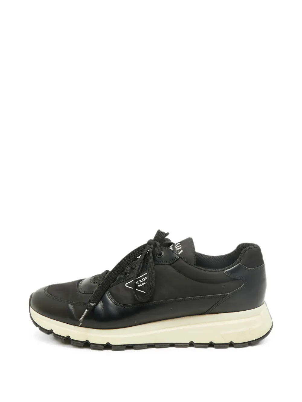 Prada Pre-Owned Re-Nylon lace-up sneakers - Nero