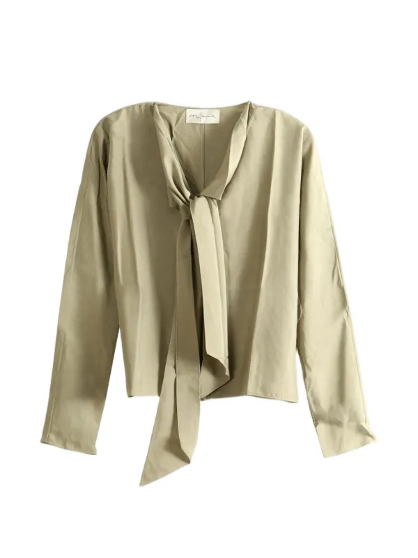 Cortana Causa Pussy-bow Button-down Blouse in Green