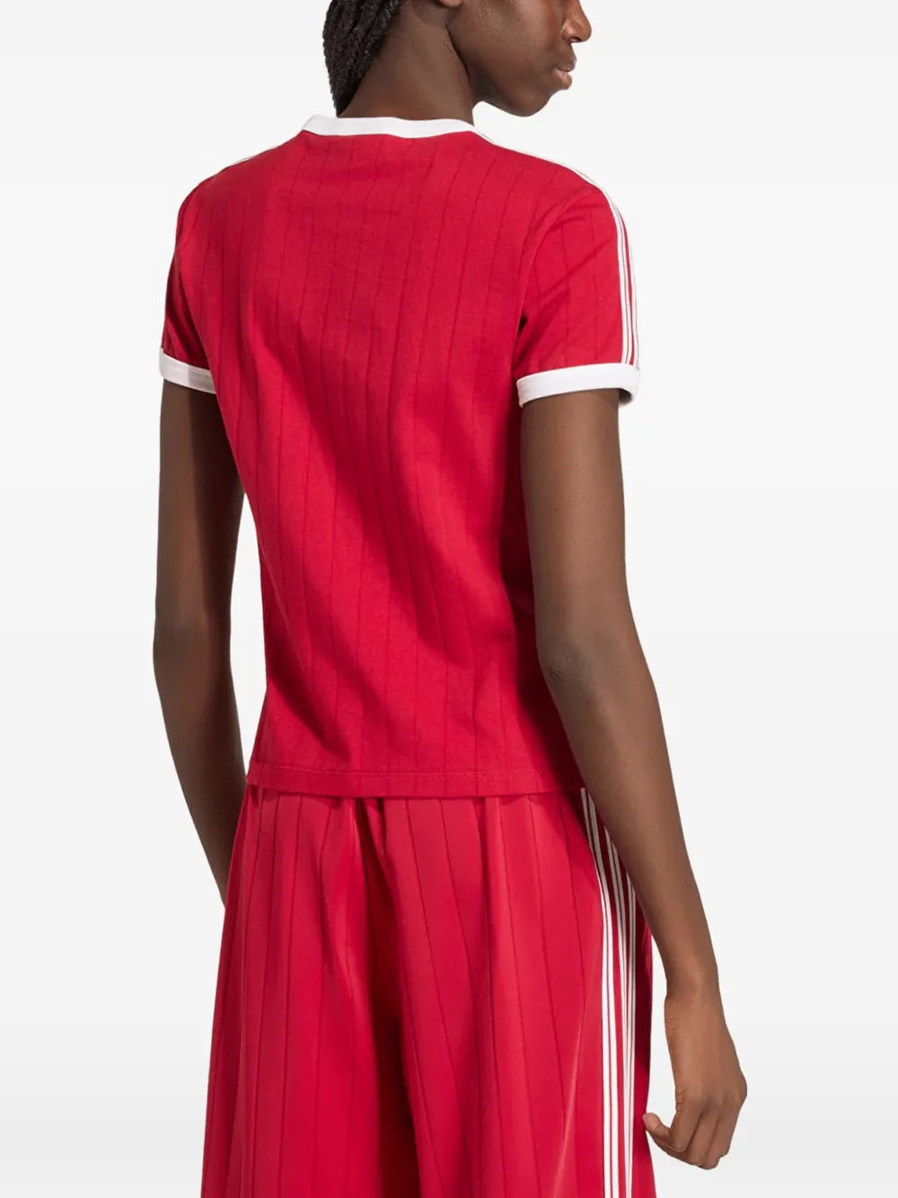 adidas pinstripe embroidered-logo T-shirt Rood
