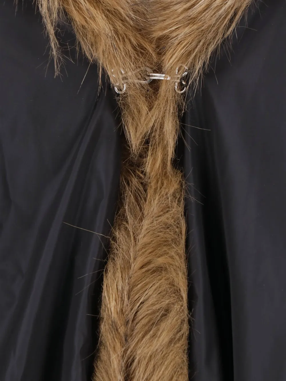 Moncler Sjaal van imitatiebont met capuchon Bruin