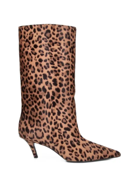 Amina Muaddi botas de pelo de becerro con estampado de leopardo