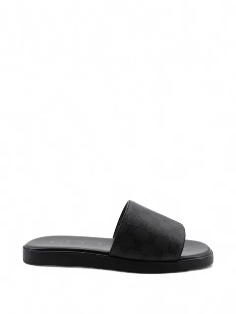 Gucci GG Supreme sandals