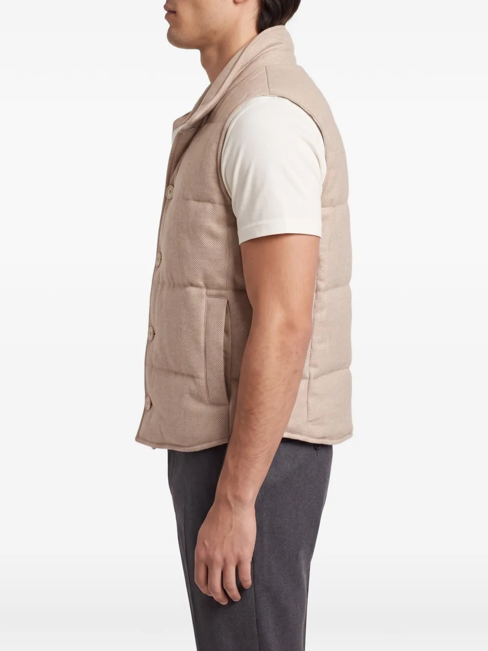 Brunello Cucinelli Gewatteerde top met knopen Beige