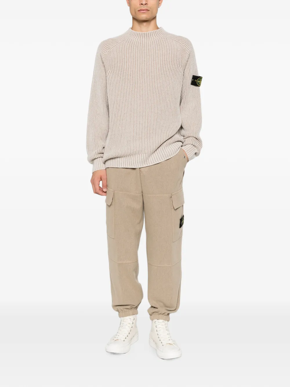 Stone Island Ribgebreide trui met logopatch Beige