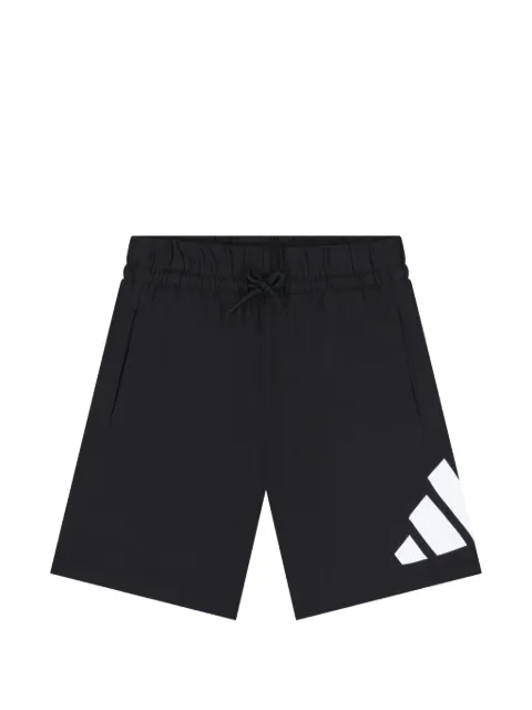 adidas Kids bermudas con cordones en la pretina y logo estampado
