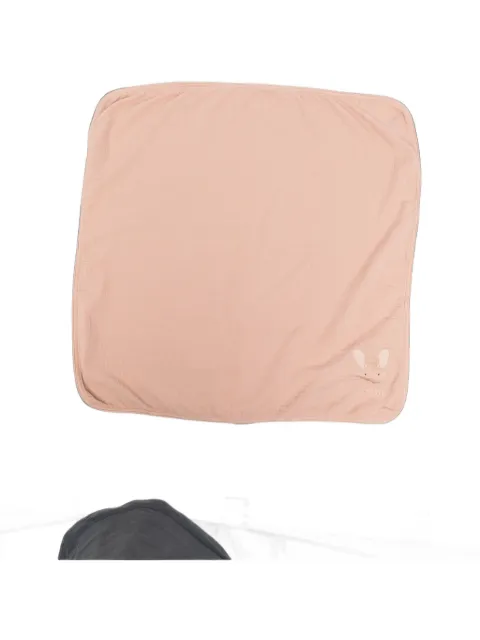 Donsje animal-patch blanket