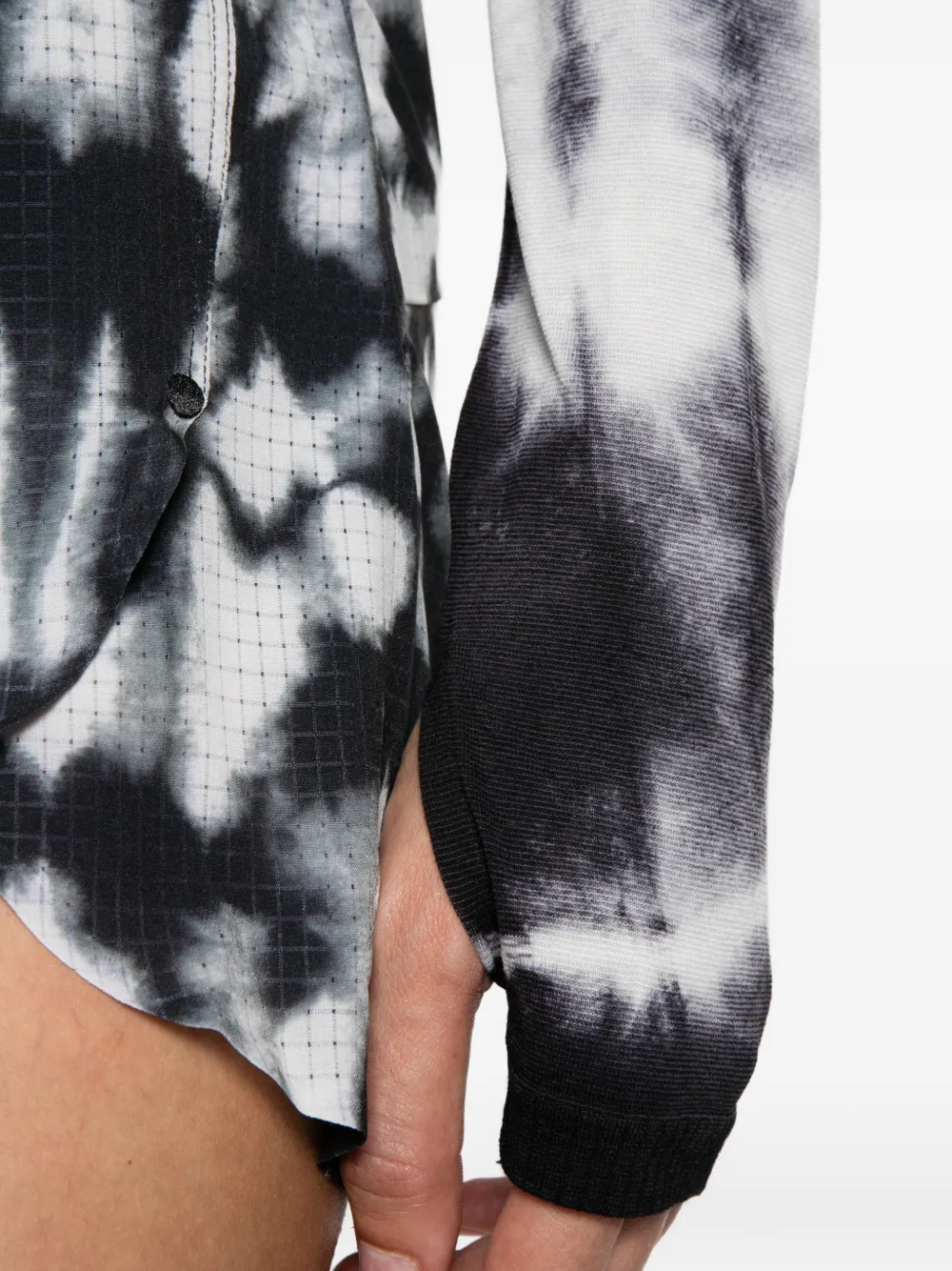 ASICS Top met tie-dye-print en hoge hals Zwart