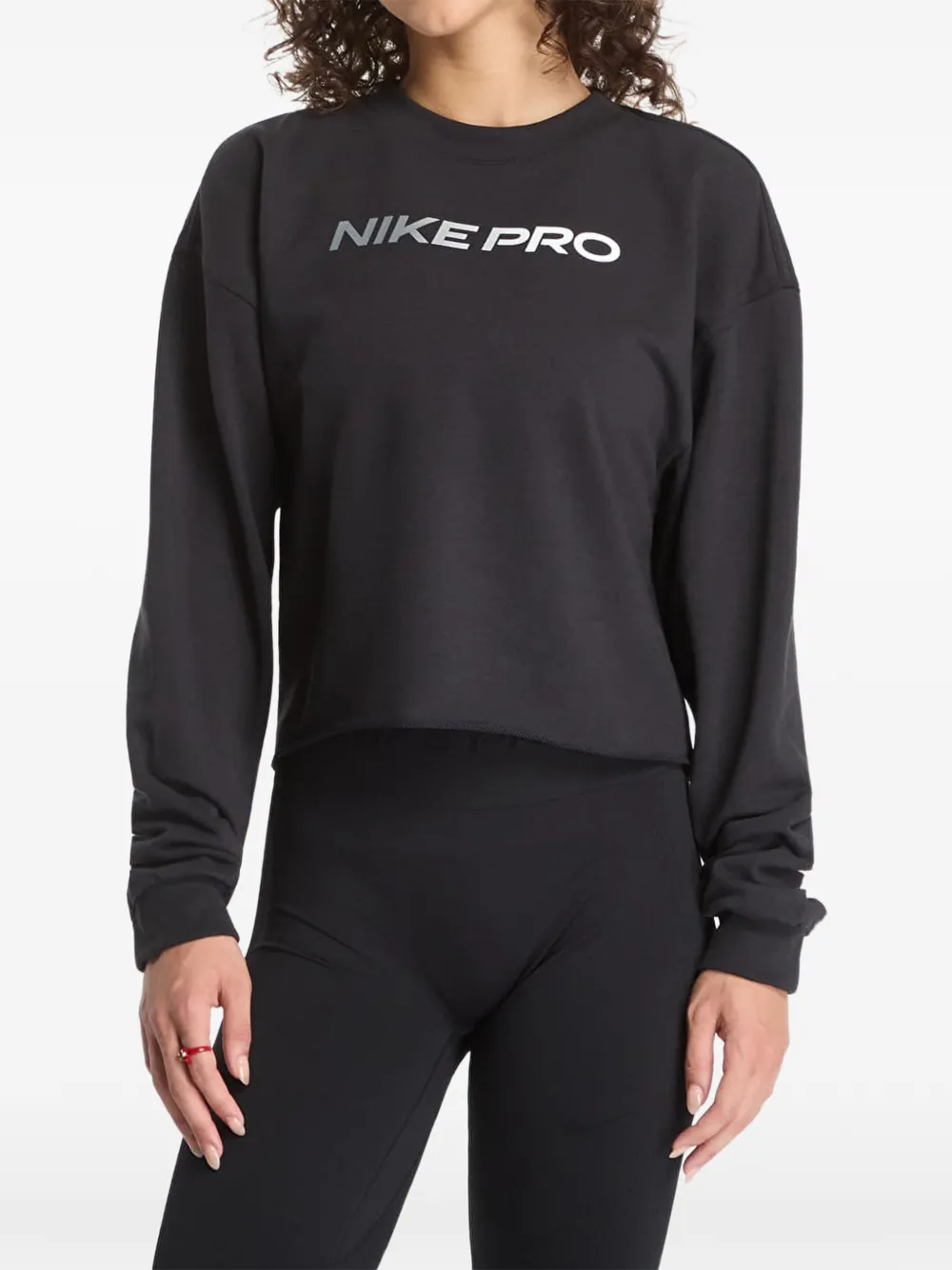 Nike Pro logo-print long-sleeve T-shirt Zwart