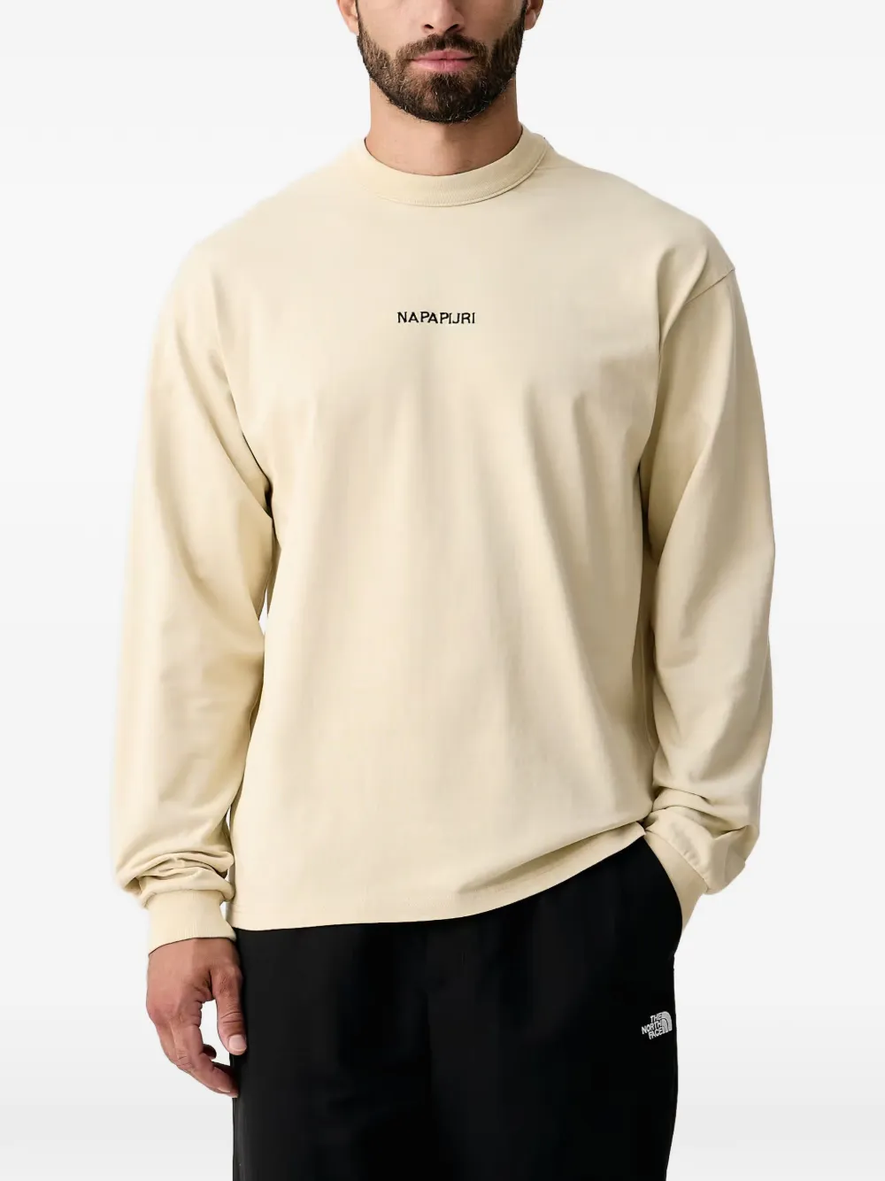 Napapijri t-shirt Tenri à manches longues et imprimé graphique - Tons neutres Napapijri t-shirt Tenri à manches longues et imprimé graphique - Tons neutres