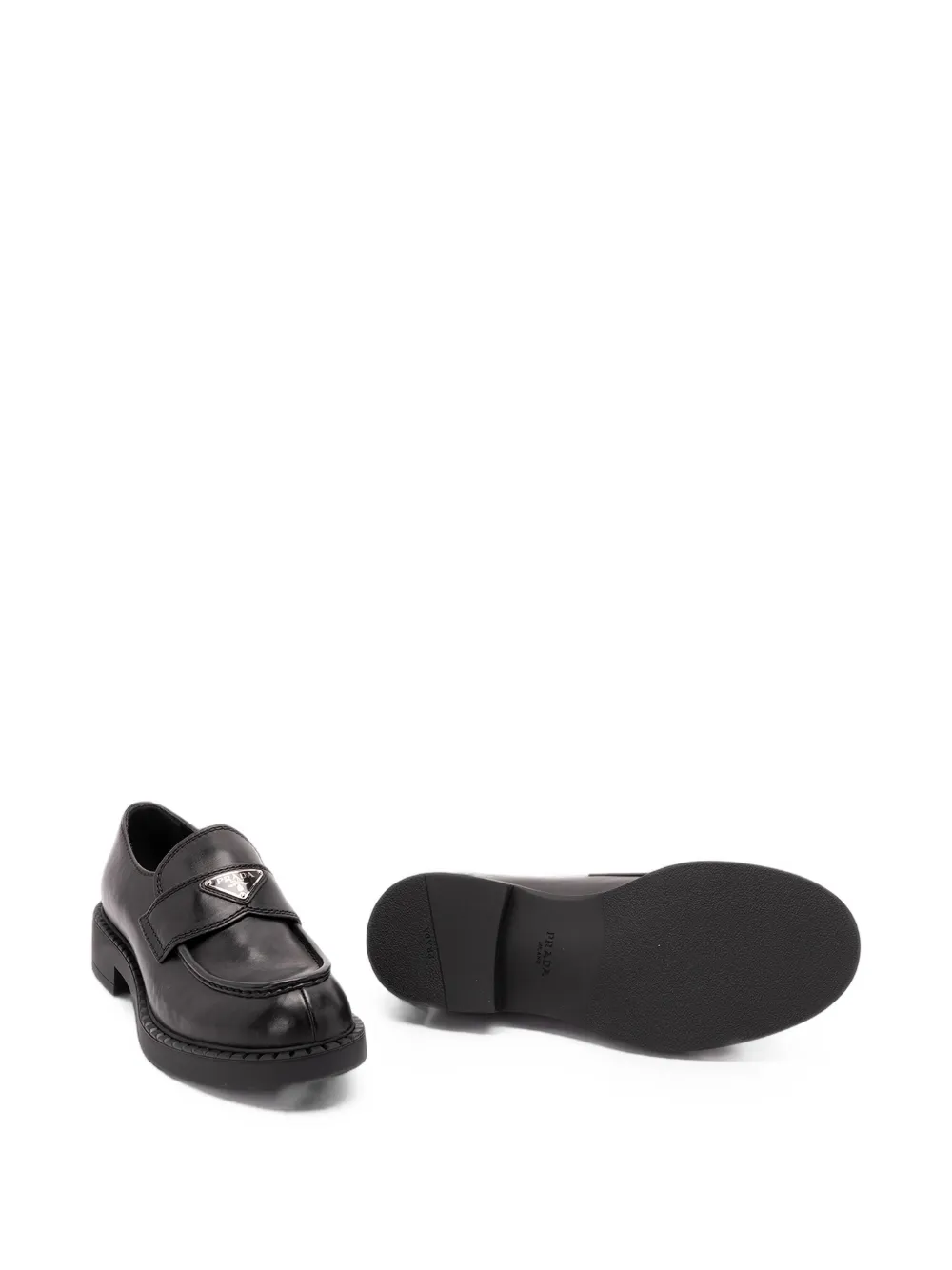 Prada Triangle logo leather loafers Zwart