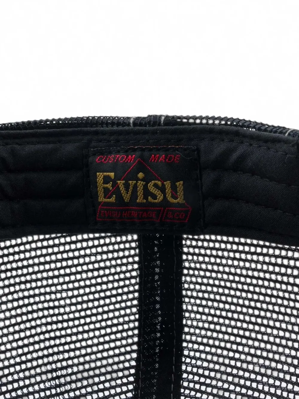 EVISU Pet met opgestikte zak en zeemeeuw-print Zwart