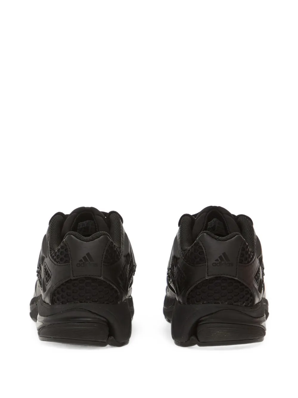 adidas Adistar MLD mesh panelled sneakers Zwart