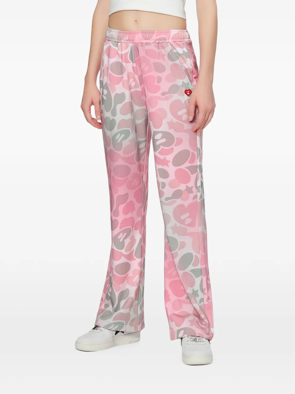 APEE™ by *A BATHING APE Trainingsbroek met camouflageprint Roze