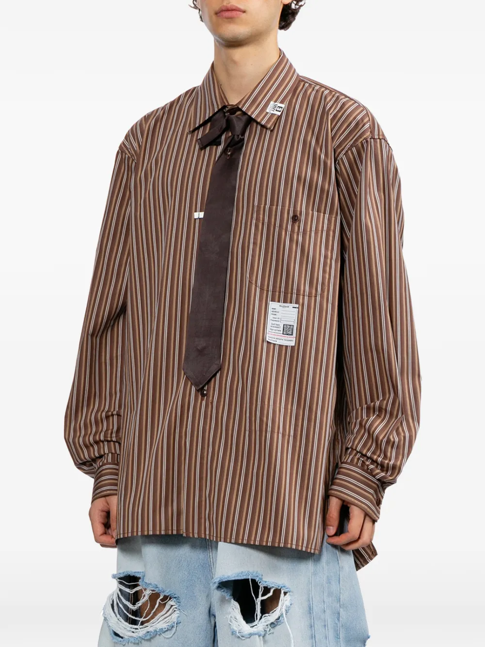 Maison MIHARA YASUHIRO Overhemd met lange mouwen en strik Bruin