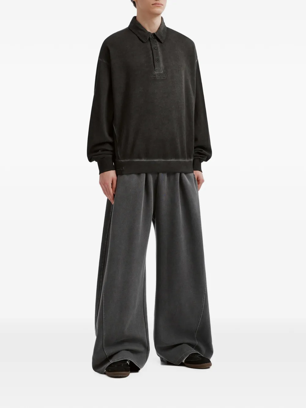 izzue Sweater met ribfluwelen kraag en geborduurd logo Zwart