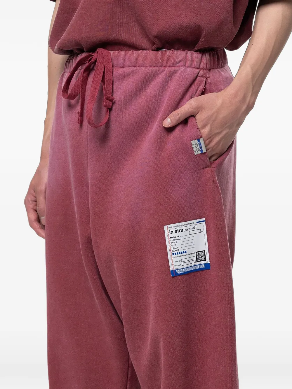 Maison MIHARA YASUHIRO Gerafelde broek met vervaagd effect Rood