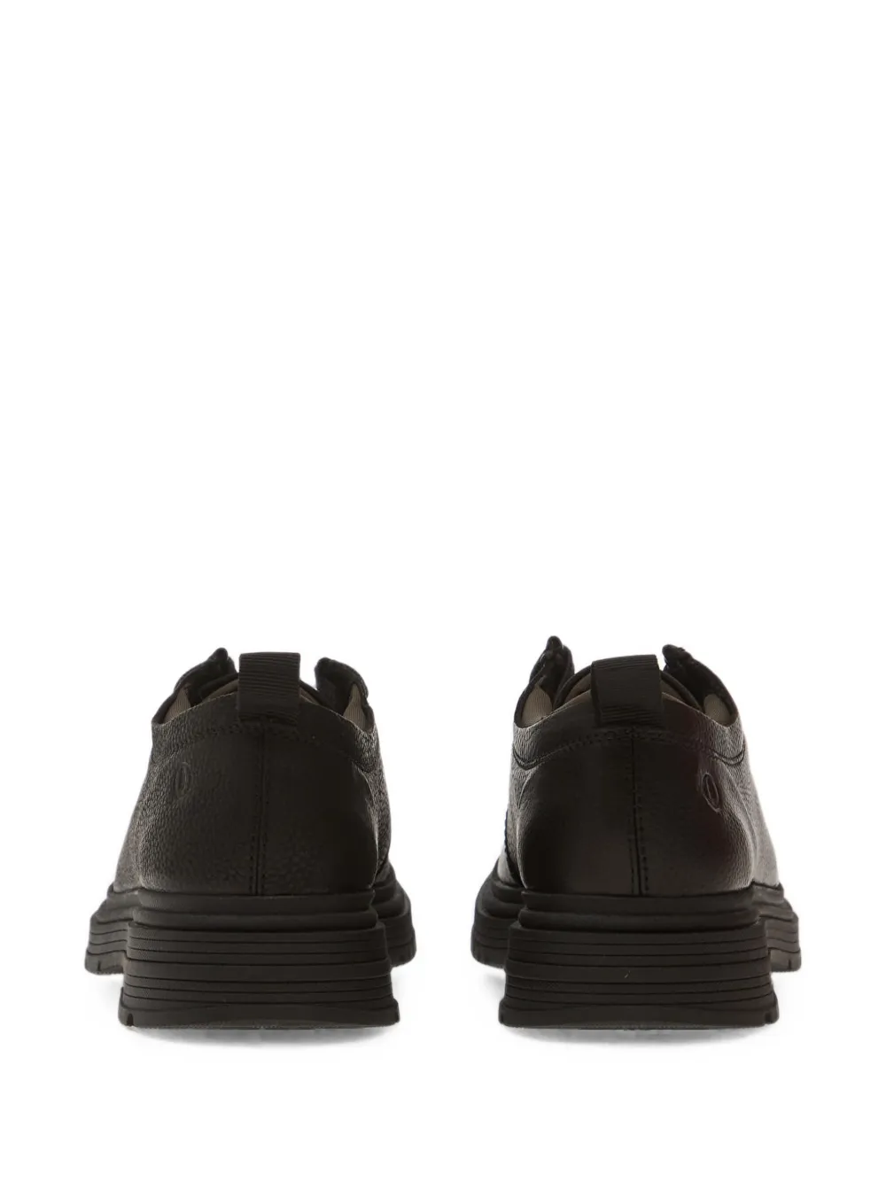 Clarks Badbury Seam grained leather loafers Zwart