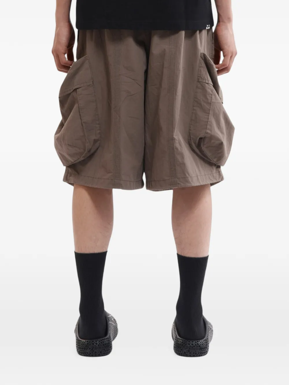 Perks And Mini Two Mil Chow shorts Bruin