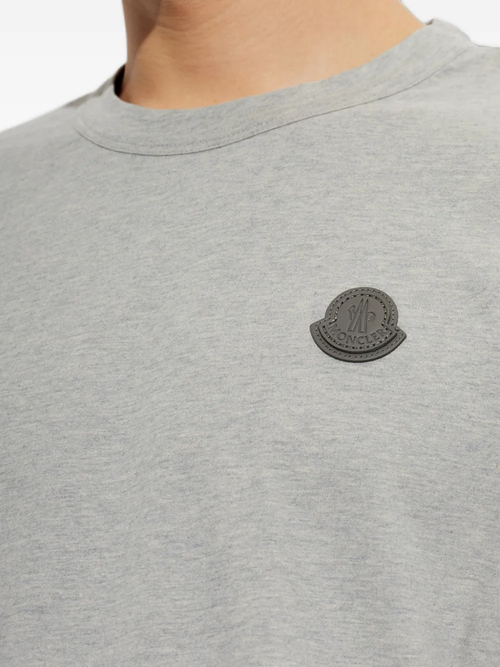Moncler T-shirt met logopatch Grijs