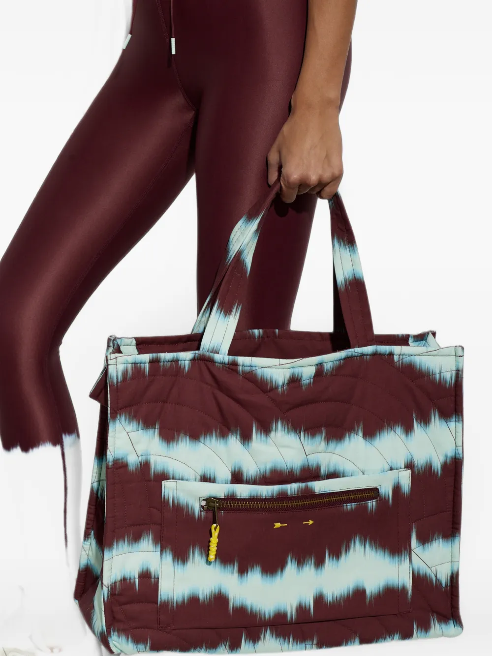 The Upside Rio shopper met tie-dye print Rood