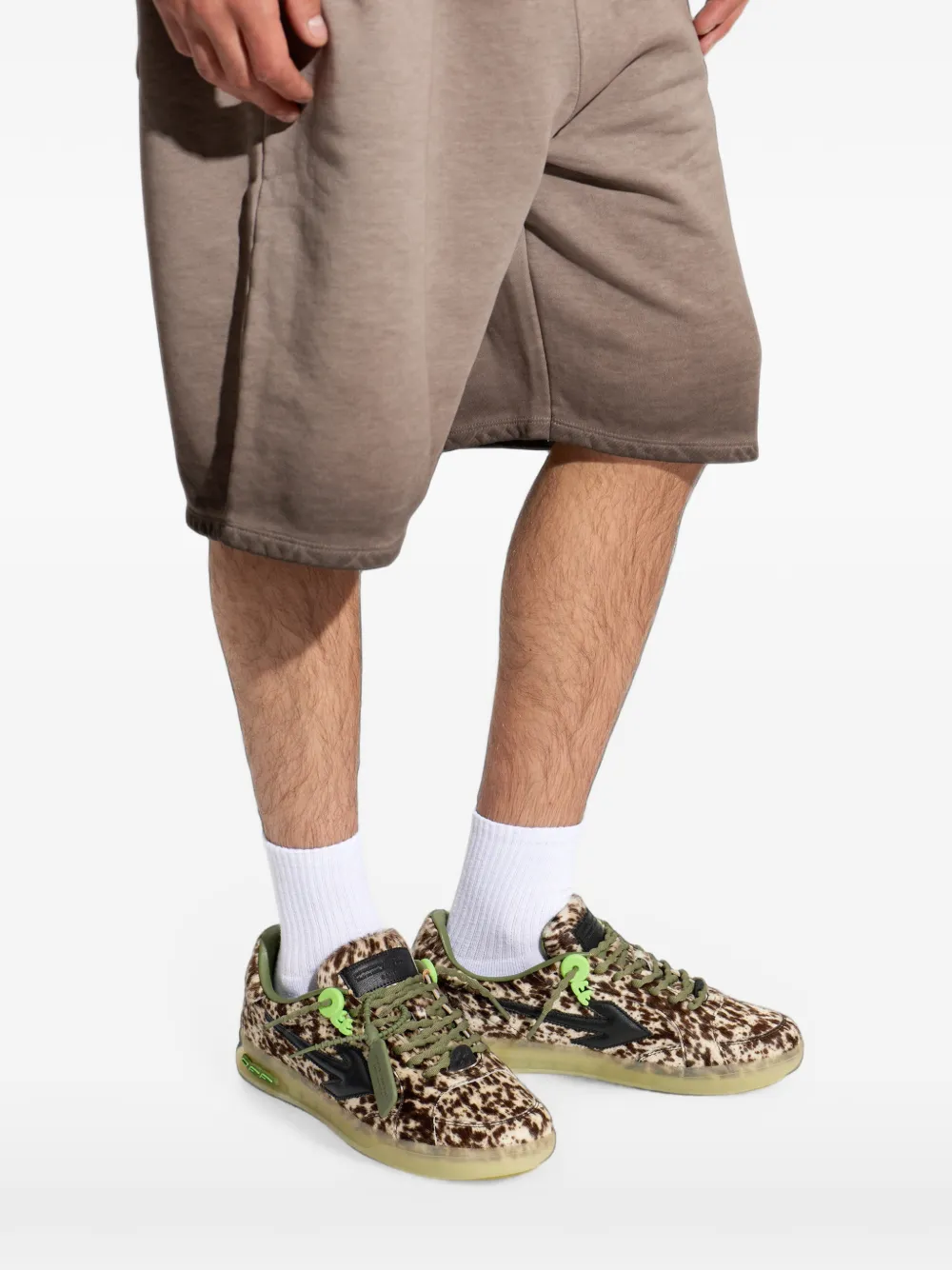 Off-White End Of Play animal-print sneakers Beige