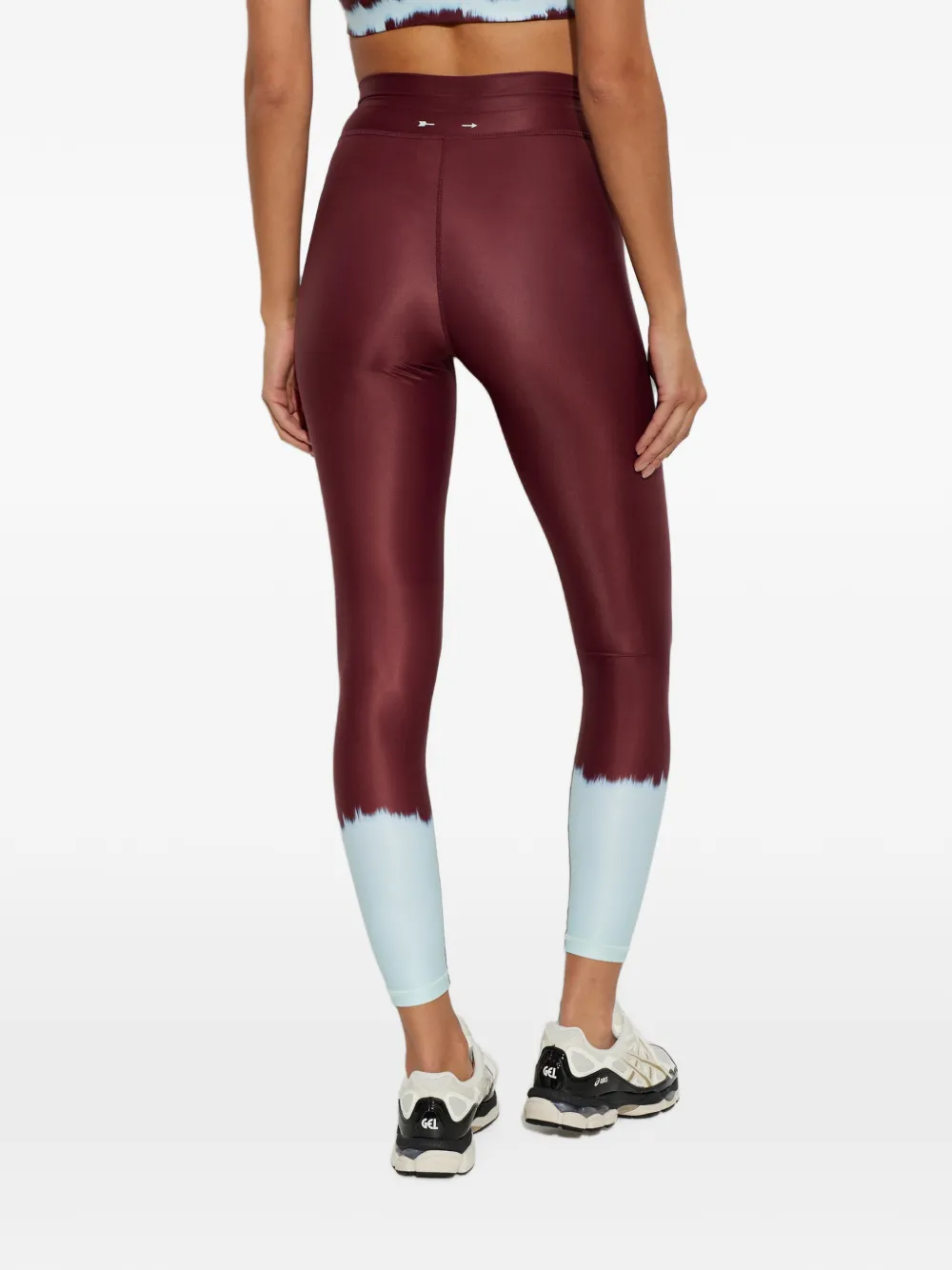 The Upside Rio legging met tie-dye print Rood