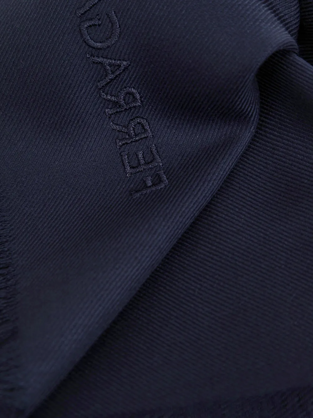 Ferragamo Sjaal met geborduurd logo en franje Blauw