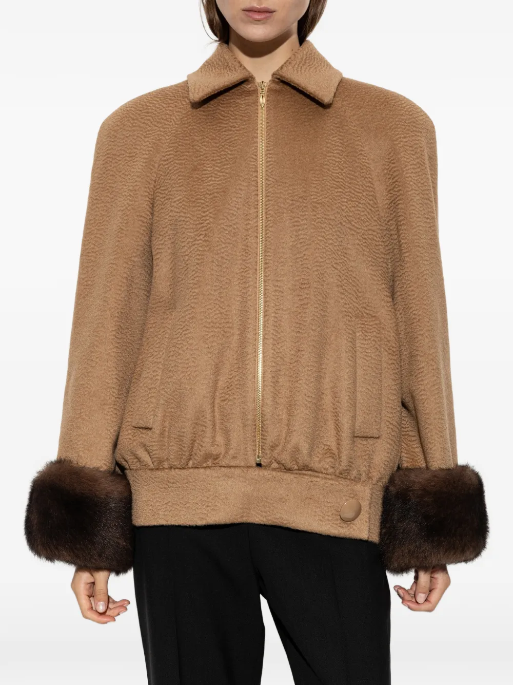 Valentino Garavani Jack met lange mouwen Beige