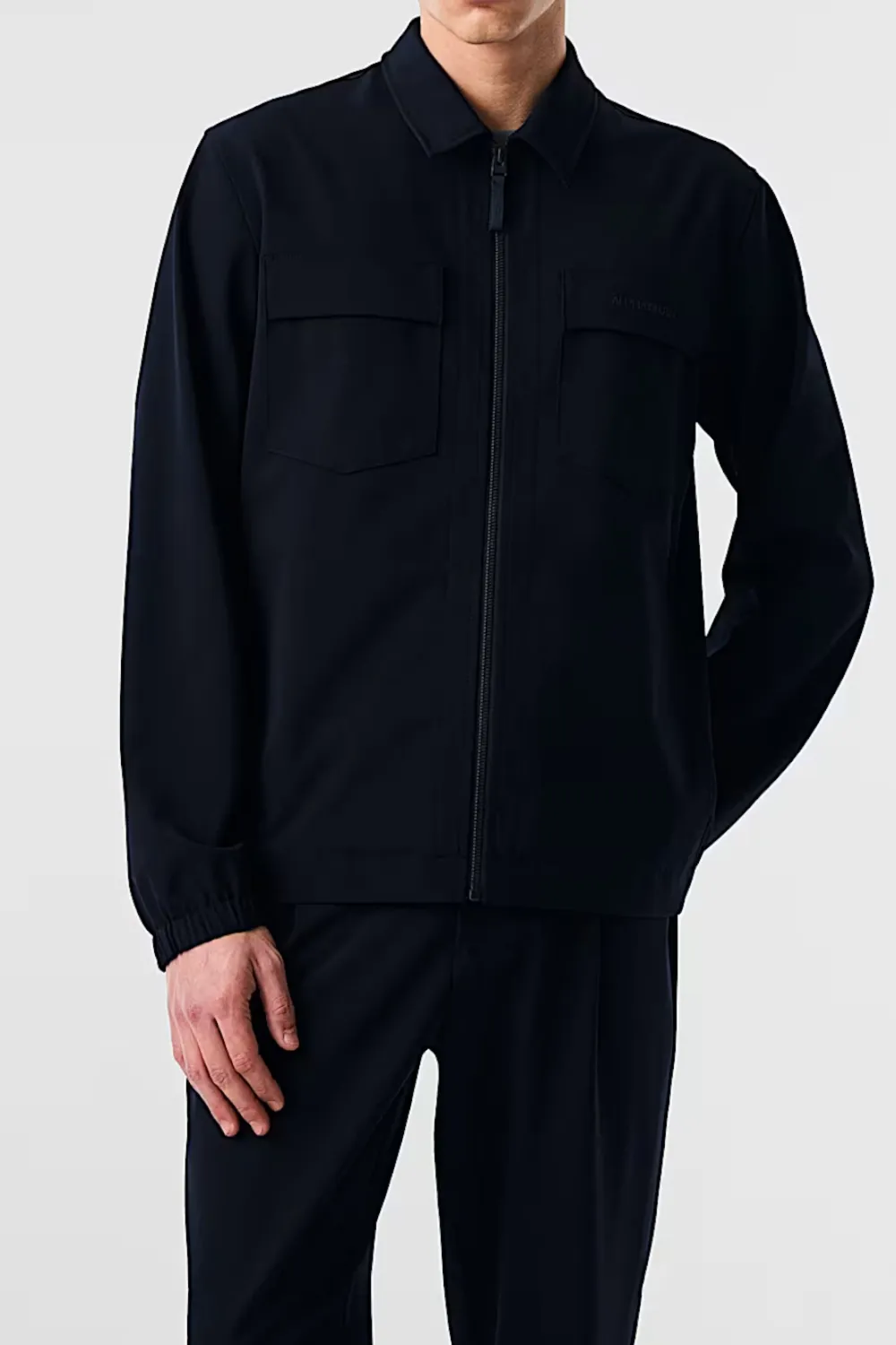 Alpha Tauri logo-print chest-pocket jacket Blauw