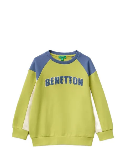 Benetton suéter con logo bordado y mangas raglán