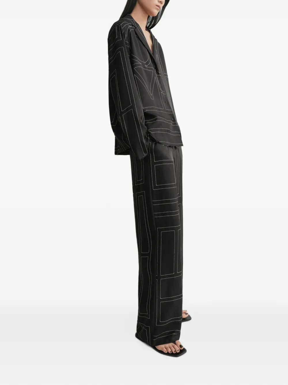 TOTEME Zijden pyjamatop met monogram Zwart