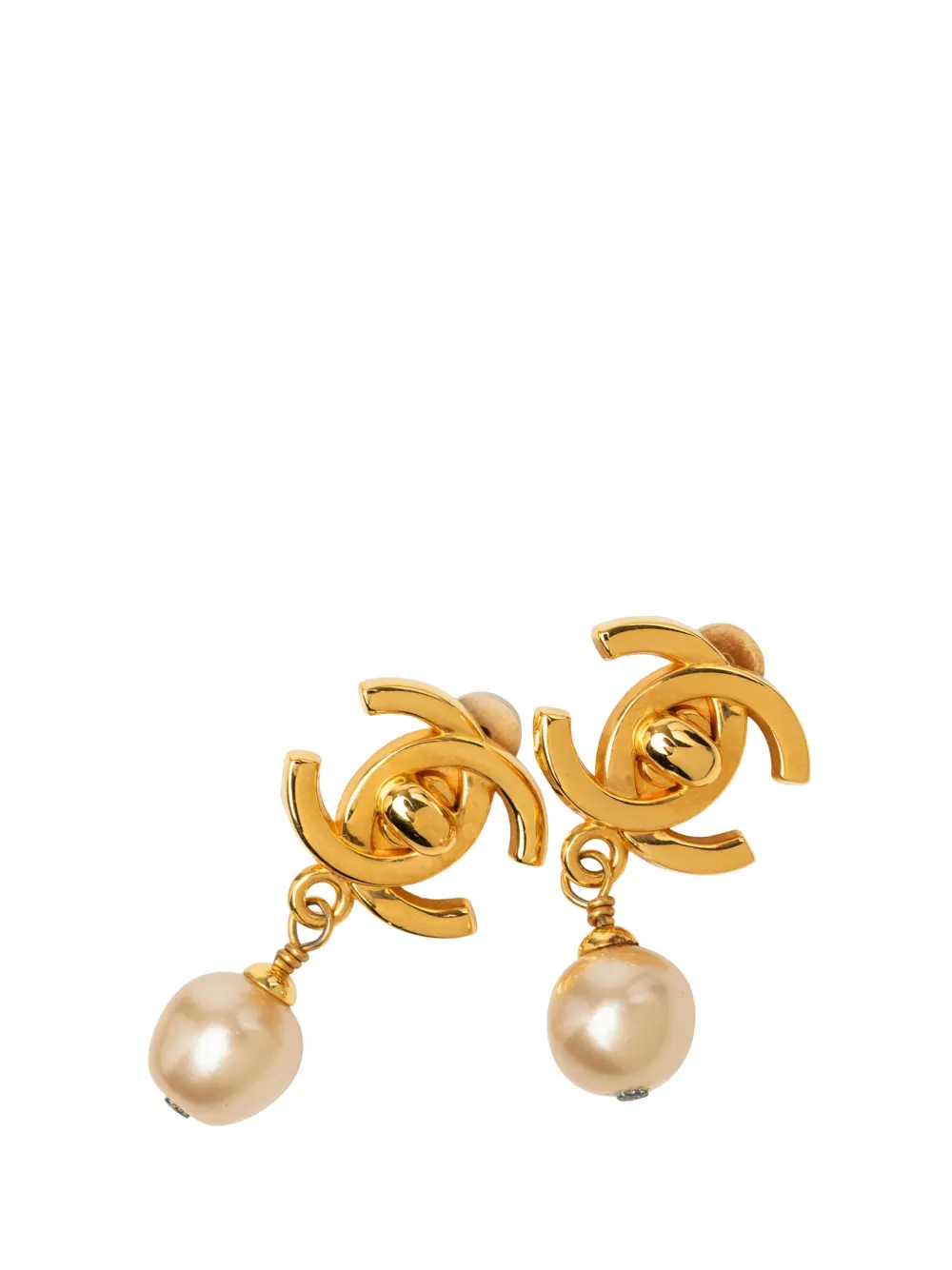 CHANEL Pre-Owned 1996 CC Gold Plated Faux Pearl Drop Turn Lock Clip On Earrings costume earrings - Bianco