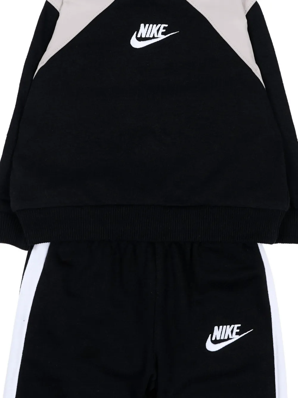 Nike Kids Trainingspak met logoprint Zwart