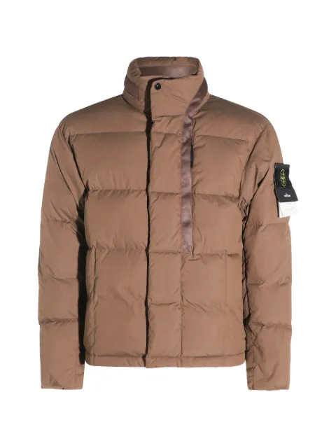 Stone Island plumífero con parche del logo