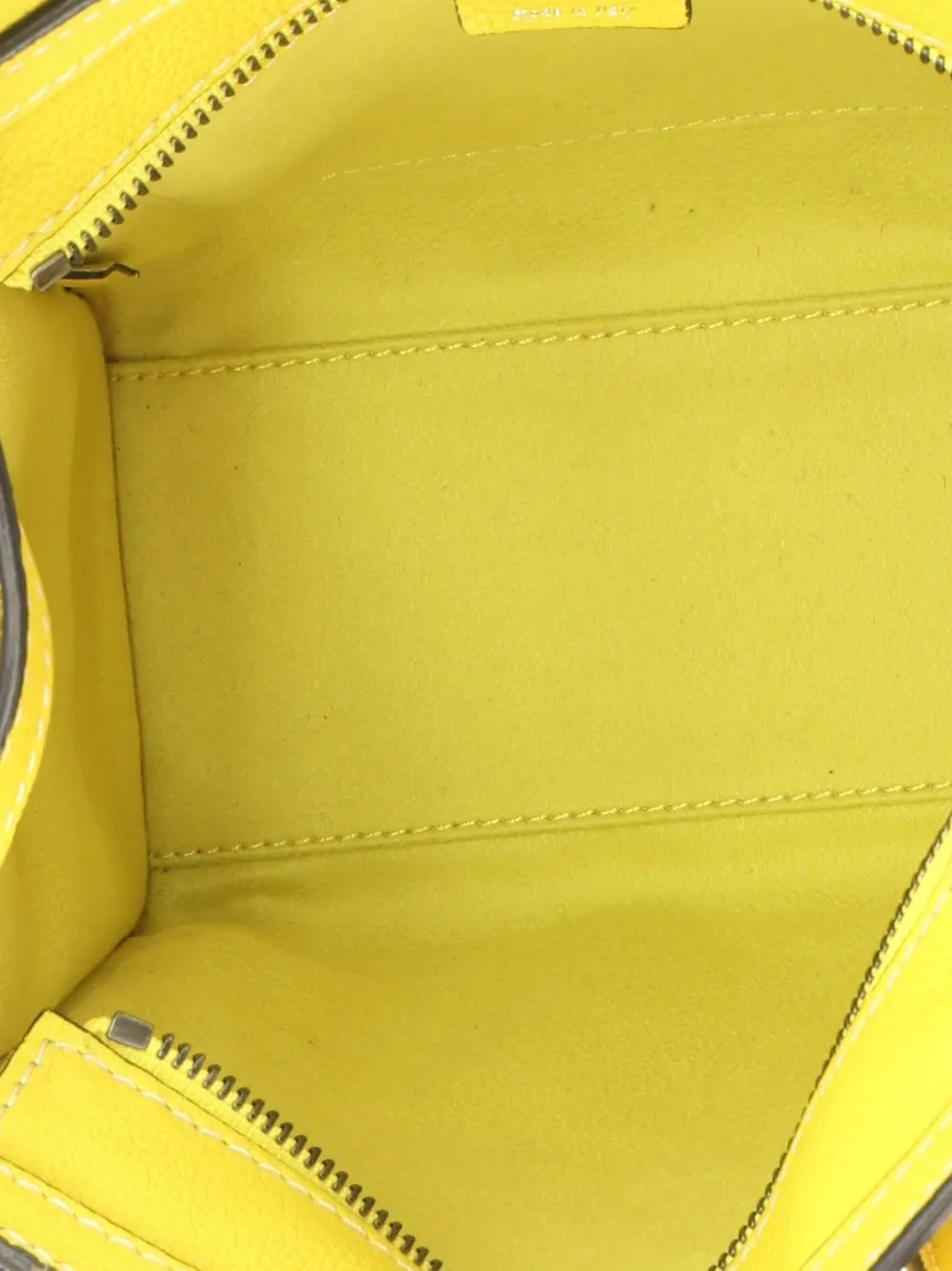 Celine Pre-Owned Luggage Bag Grainy Leather Nano crossbody bag - Giallo
