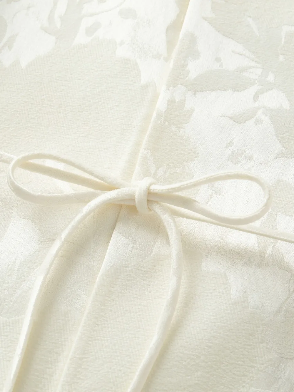Shanghai Tang Chubby Flower jas met bloemen-jacquard en striksluiting Wit