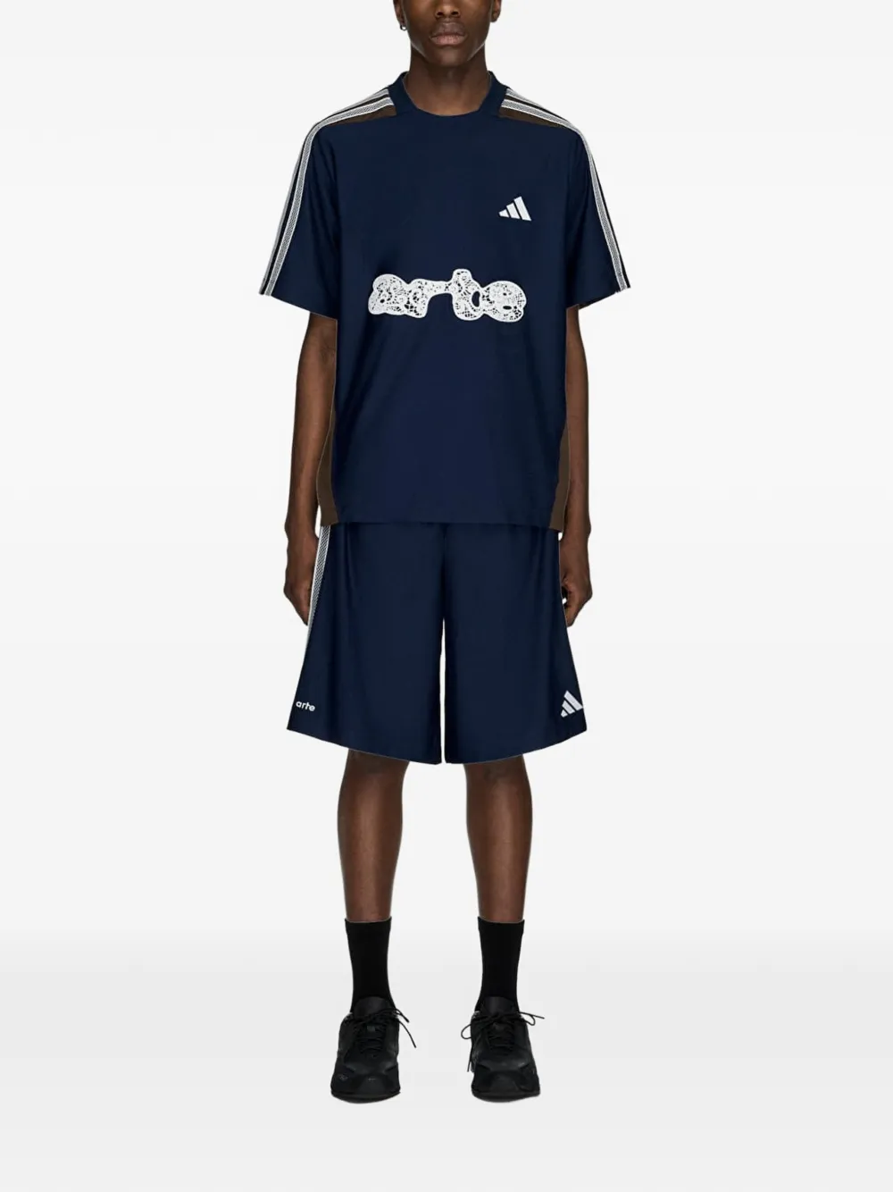 adidas x Arte Antwerp football shorts Blauw