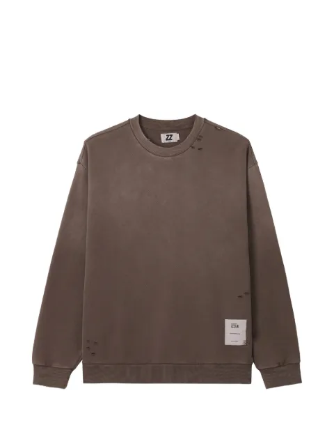 izzue distressed logo-patch sweatshirt