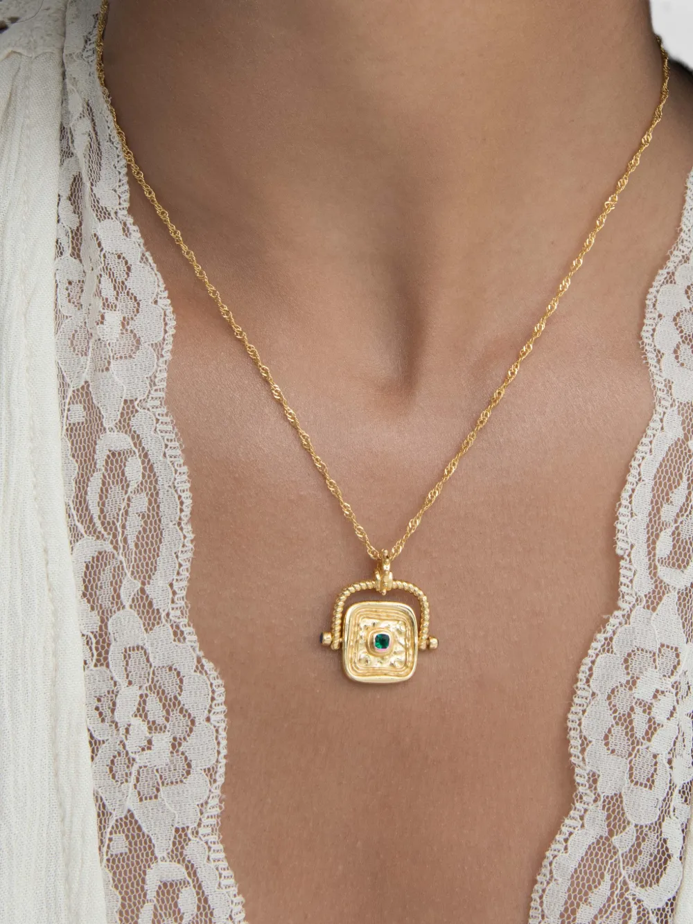 Ottoman Hands Wax Seal rotating necklace