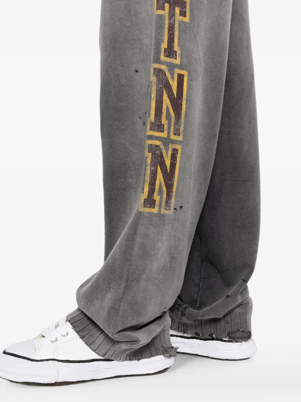 Maison MIHARA YASUHIRO Trainingsbroek met gerafelde print Grijs