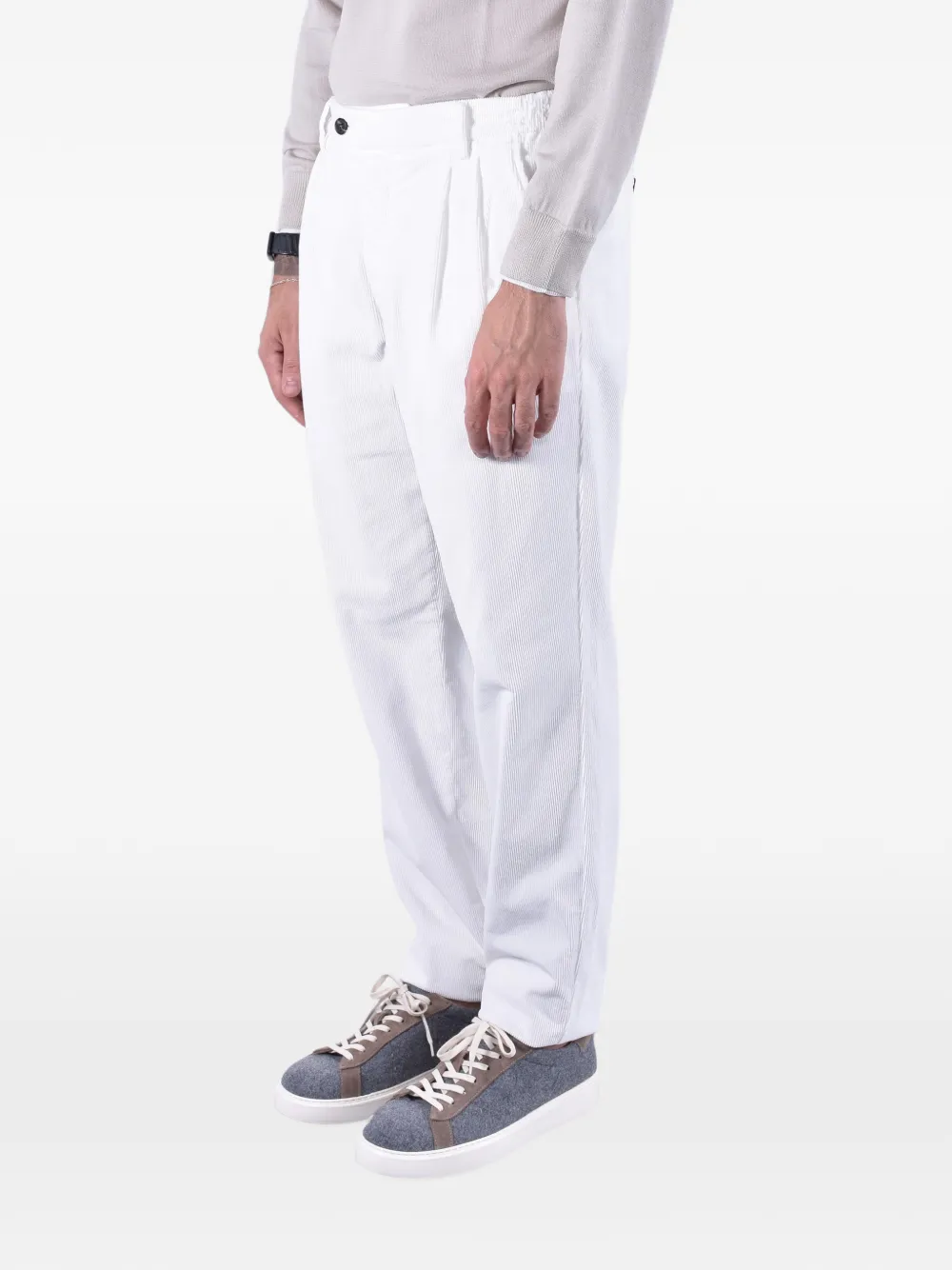 Eleventy pleated corduroy trousers Wit