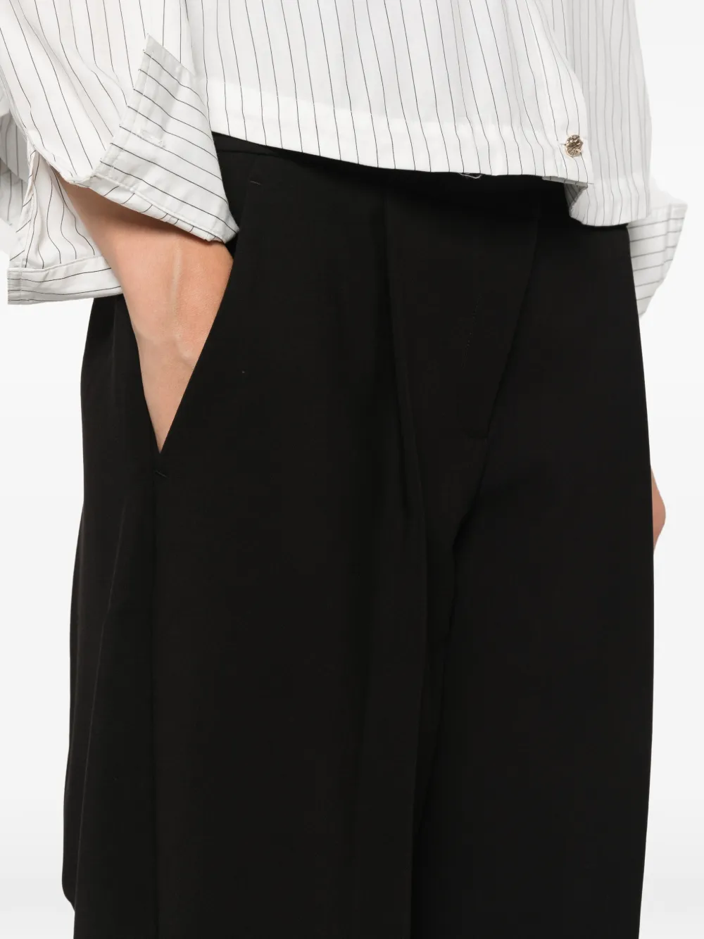 Essentiel Antwerp High waist plooibroek Zwart