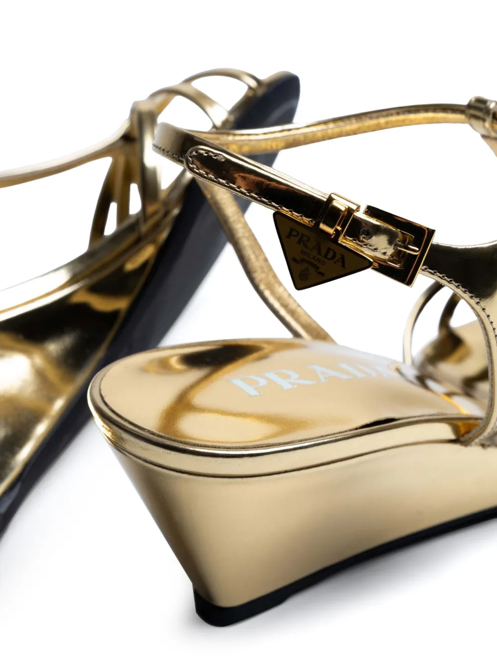 Prada metallic wedge sandals Goud