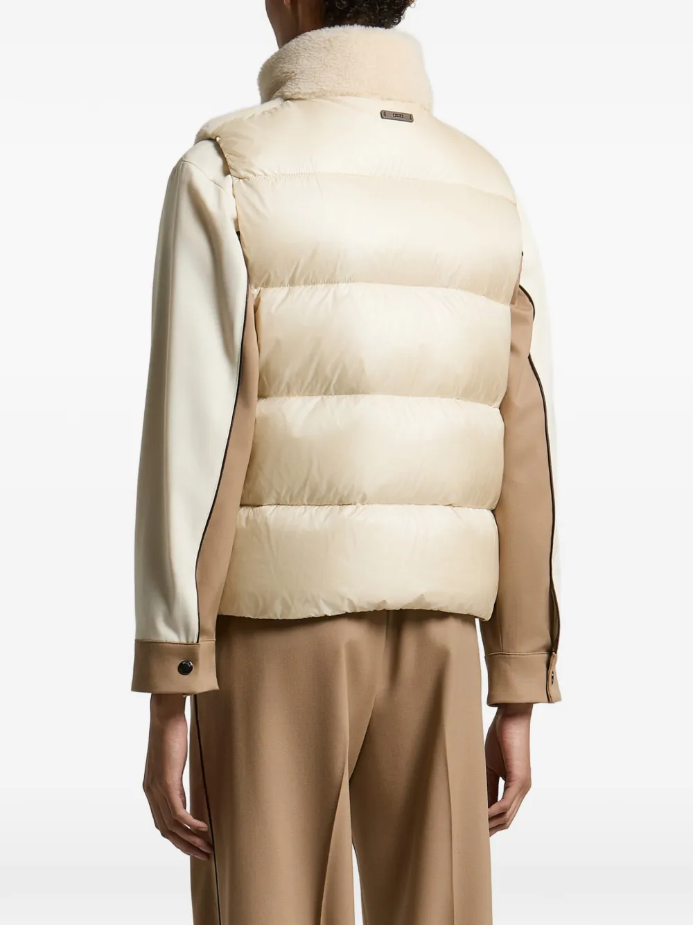 Peserico Gewatteerde bodywarmer met lammy vlak Beige